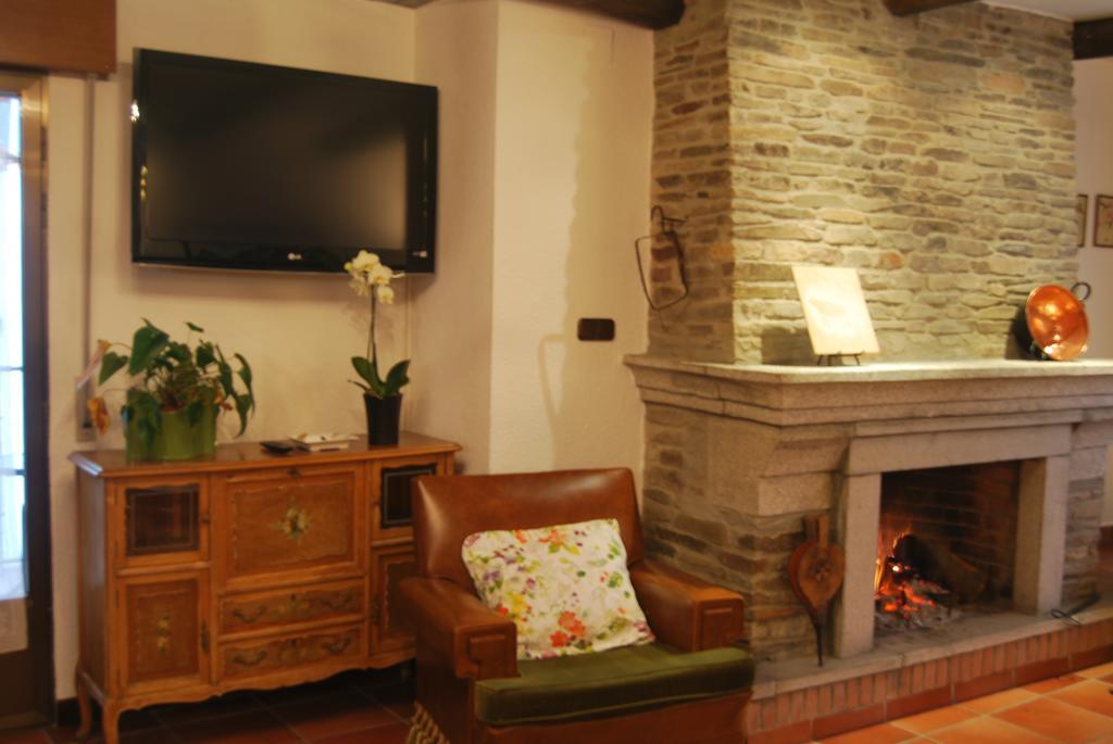Linares de Riofrío Casa Rural La Cuadraa الغرفة الصورة